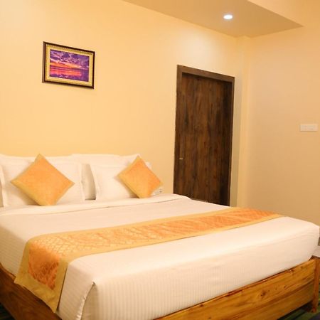 Goroomgo Silicon Residency Puri Exterior photo