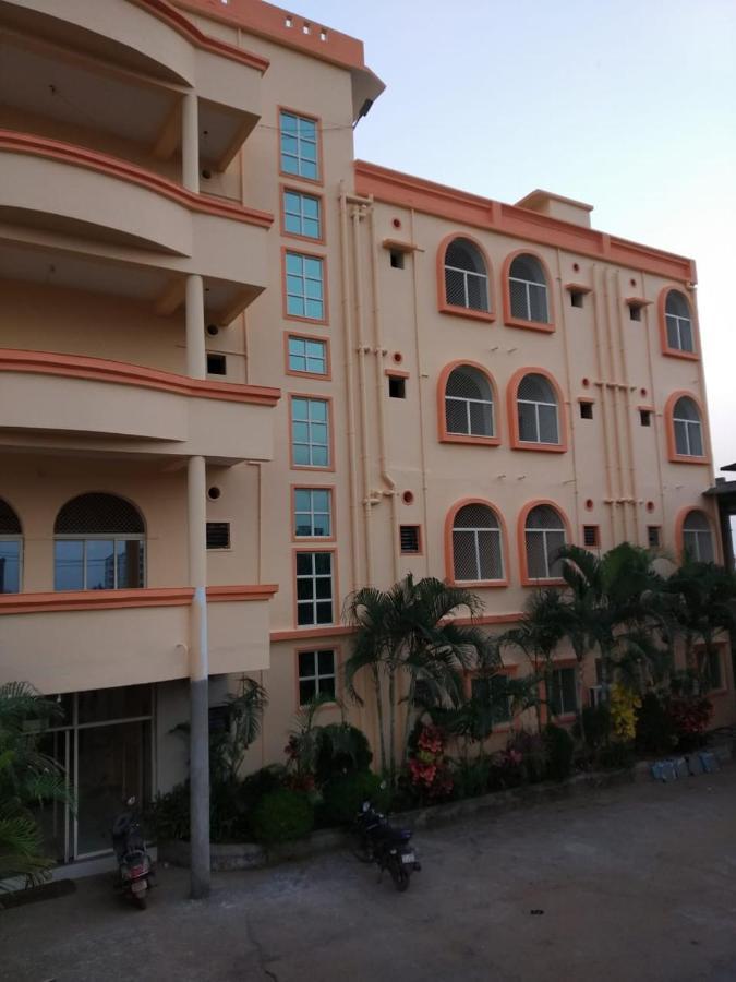 Goroomgo Silicon Residency Puri Exterior photo
