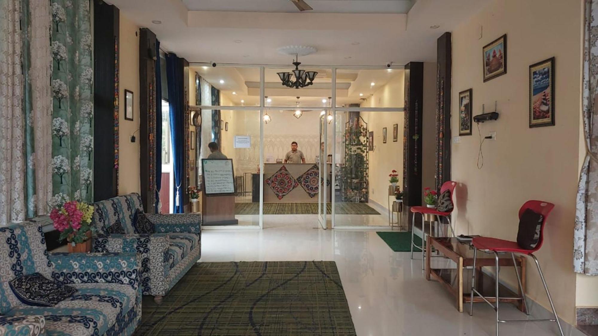 Goroomgo Silicon Residency Puri Exterior photo
